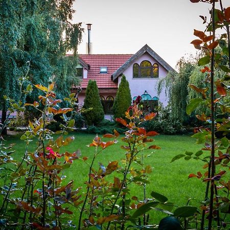 Bed and Breakfast Daiconi Boutique House Minis Экстерьер фото